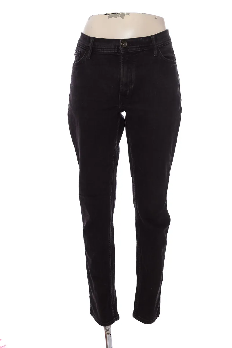 Pantalón color Negro - MNG